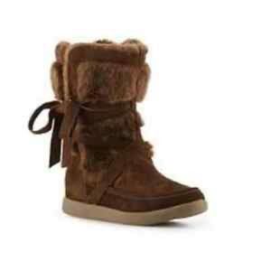 NIB Report Signature Lucinda Faux Fur Suede Bow Tie Boots Cognac Booties 6.5
